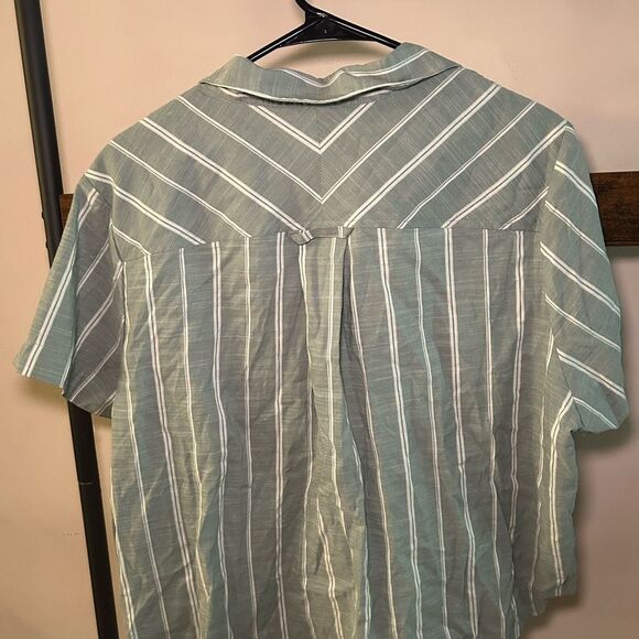 NWT Auden Button Up Top Size XL - Picture 4 of 5